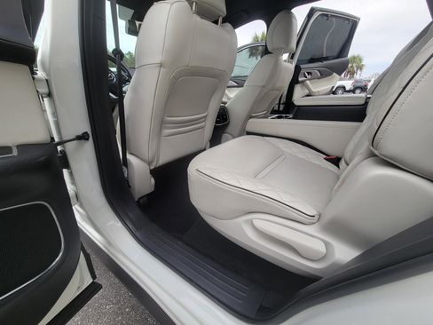 Used 2021 MAZDA CX-9 Signature image 30