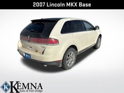 Used 2007 Lincoln MKX Base image 3