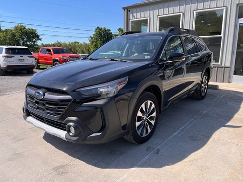 Used 2023 Subaru Outback Limited AWD/4WD image 3