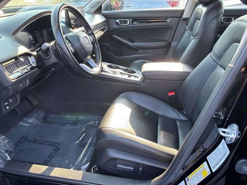 Used 2024 Honda Civic Touring image 8