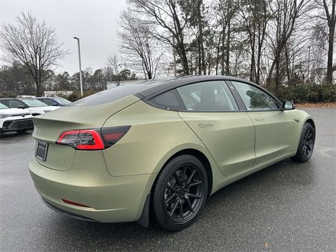 Used 2020 Tesla Model 3 Standard Range Plus image 5