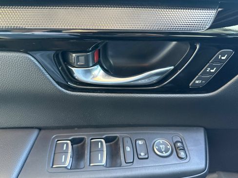 Used 2025 Honda CR-V Sport Touring image 11