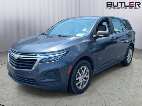 Used 2022 Chevrolet Equinox LS FWD image 11