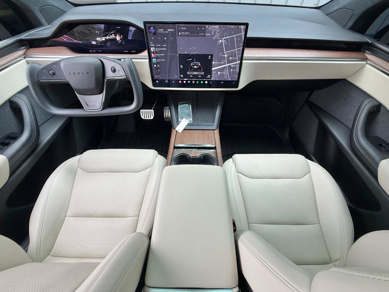 Used 2022 Tesla Model X AWD/4WD image 9