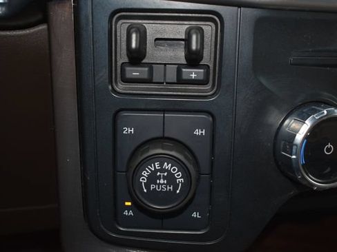 Used 2025 Ford F150 King Ranch AWD/4WD image 38