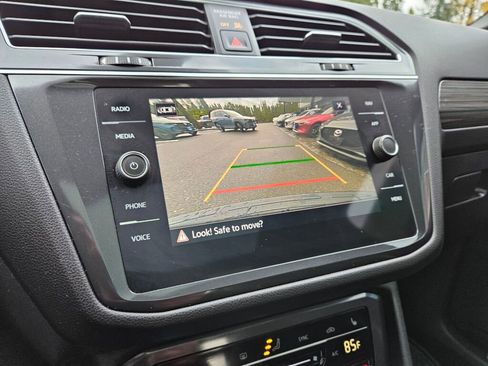 Used 2022 Volkswagen Tiguan SEL R-Line image 27