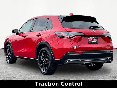 Used 2025 Honda HR-V Sport image 4