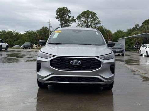 Used 2023 Ford Escape ST-Line w/ Equipment Group 301A FWD image 9