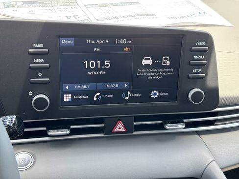 New 2026 Hyundai Elantra Sport FWD image 21