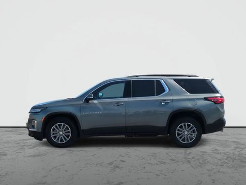 Used 2023 Chevrolet Traverse LT FWD image 5
