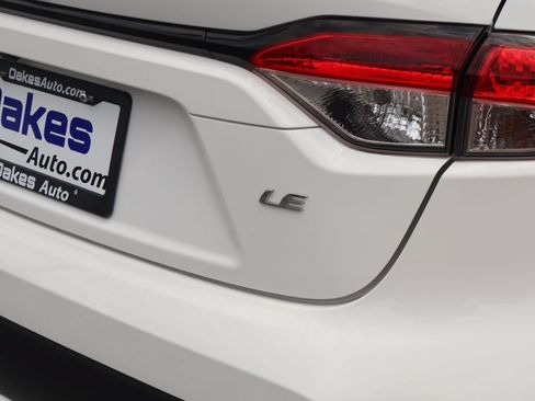 Used 2022 Toyota Corolla LE FWD image 8