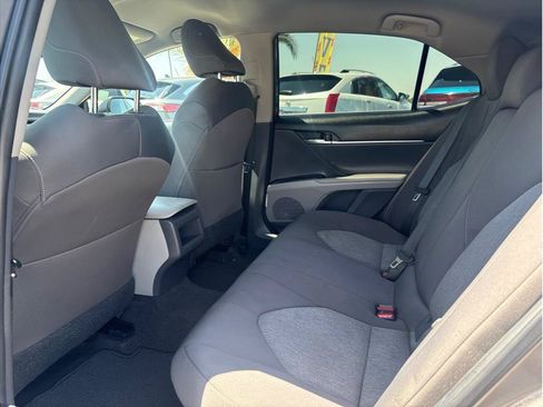 Used 2021 Toyota Camry LE FWD image 10