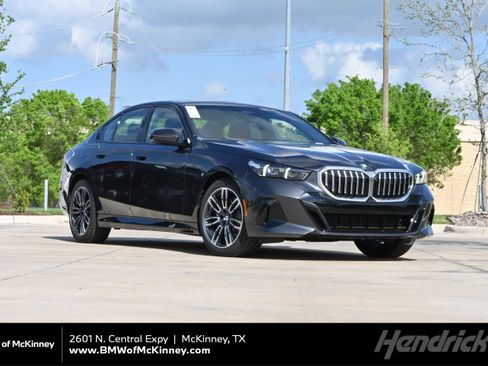 New 2026 BMW 530i RWD image 1