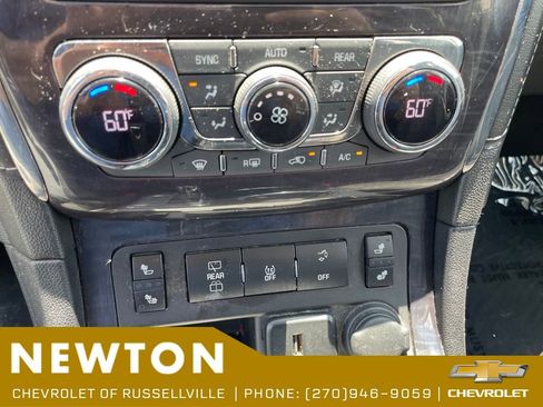 Used 2017 Buick Enclave Leather FWD image 12