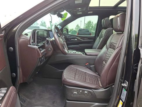 Certified 2023 Cadillac Escalade Sport Platinum w/ LPO, ONYX Package AWD/4WD image 14