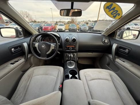 Used 2014 Nissan Rogue S FWD image 12