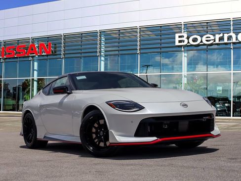 New 2025 Nissan Z NISMO w/ Floor Mat Package image 1