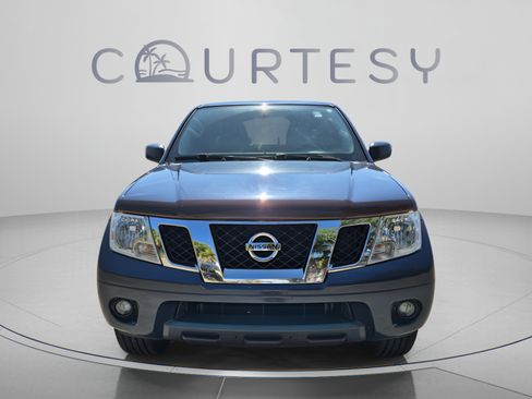 Certified 2019 Nissan Frontier SV w/ Value Truck Package RWD image 10