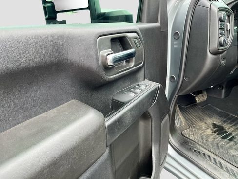 Used 2024 Chevrolet Silverado 2500 Custom w/ Custom Value Package AWD/4WD image 17