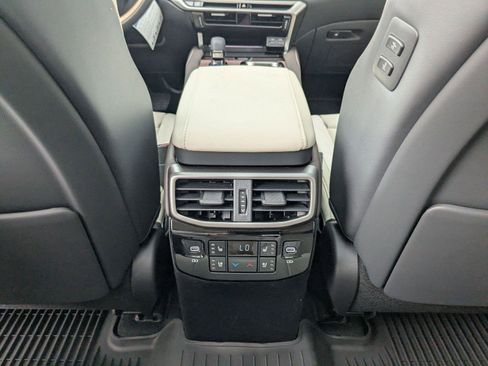 New 2026 Lexus RX 450h AWD image 20