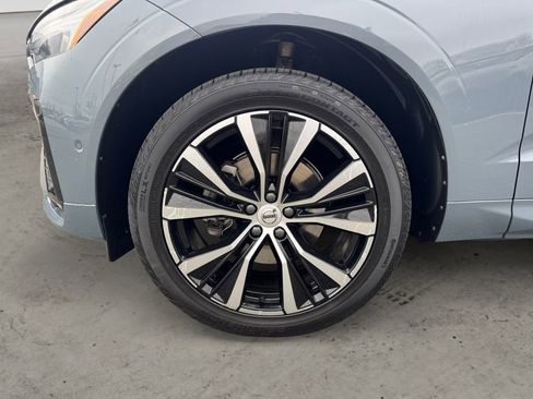 Certified 2023 Volvo XC60 B5 Plus w/ Climate Package AWD/4WD image 9