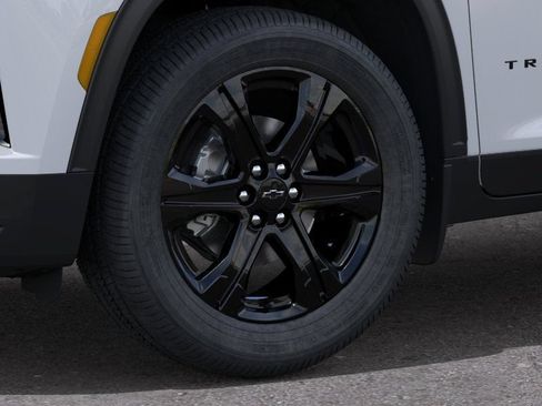 New 2027 Chevrolet Traverse LT w/ Midnight/Sport Edition FWD image 9
