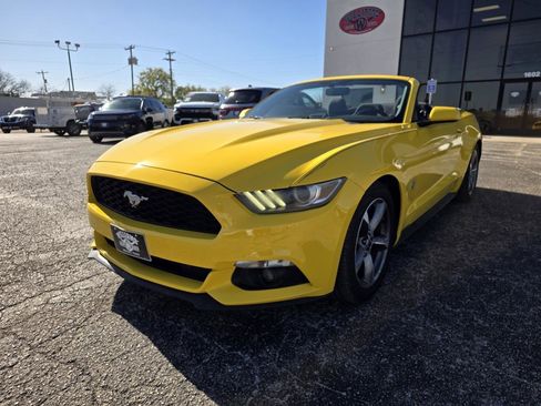 Used 2017 Ford Mustang Convertible w/ Equipment Group 051A RWD image 3
