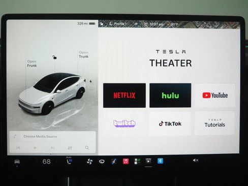 Used 2026 Tesla Model Y Long Range RWD image 45