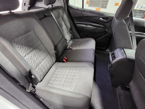 Used 2024 Chevrolet Equinox LT AWD/4WD image 21