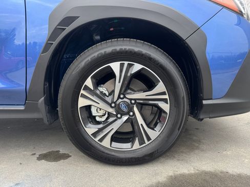 Certified 2025 Subaru Crosstrek 2.5i Premium image 29