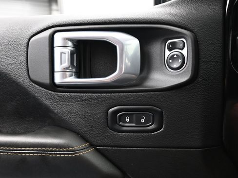 Used 2024 Jeep Wrangler Unlimited Rubicon 392 AWD/4WD image 25