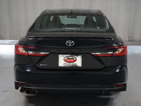 Used 2025 Toyota Camry SE FWD image 7