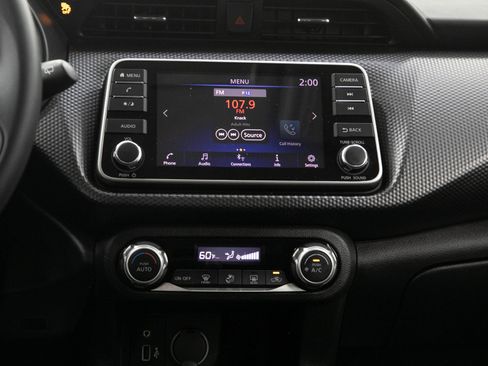 Used 2019 Nissan Kicks SV w/ Exterior Package FWD image 17