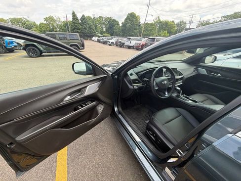 Used 2022 Cadillac CT4 Luxury w/ Sun And Sound Package AWD/4WD image 10