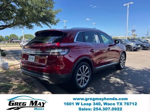 Used 2019 Lincoln Nautilus Select w/ Cargo Utility Package FWD image 8