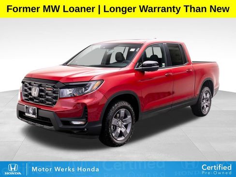 Used 2025 Honda Ridgeline TrailSport image 1