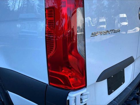 New 2025 Mercedes-Benz Sprinter 2500 image 5
