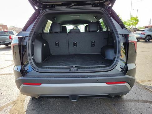 New 2026 Chevrolet Equinox LT FWD image 23