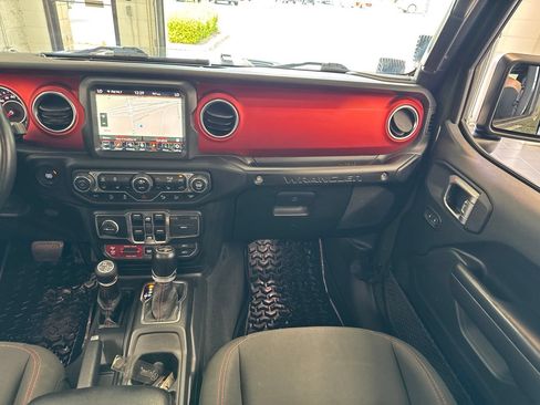 Used 2020 Jeep Wrangler Unlimited Rubicon AWD/4WD image 48