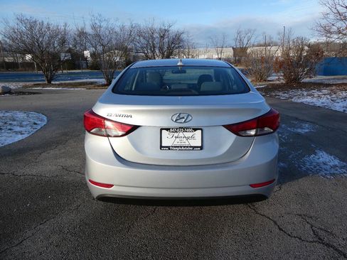 Used 2014 Hyundai Elantra SE w/ Option Group 02 image 6