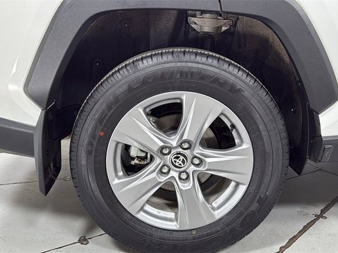 Certified 2025 Toyota RAV4 LE image 22
