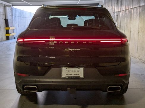 New 2026 Porsche Cayenne image 8