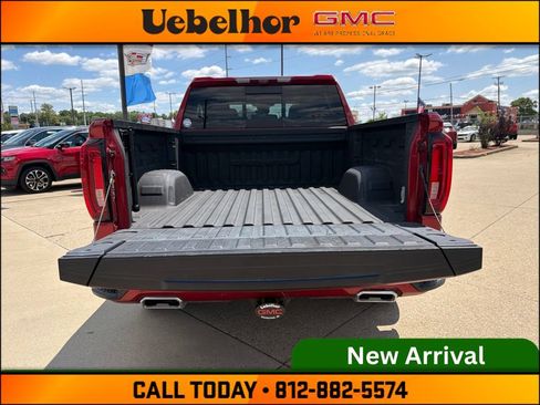 Used 2023 GMC Sierra 1500 Denali w/ Denali Reserve Package AWD/4WD image 10