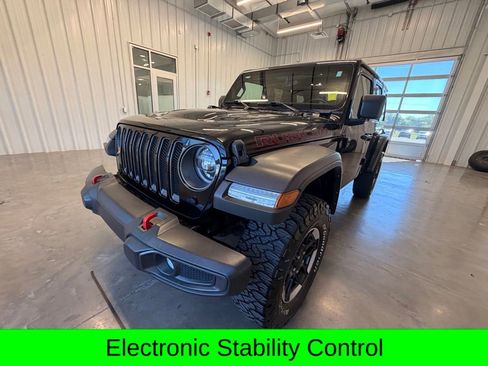 Used 2022 Jeep Wrangler Unlimited Rubicon w/ LED Lighting Group AWD/4WD image 8