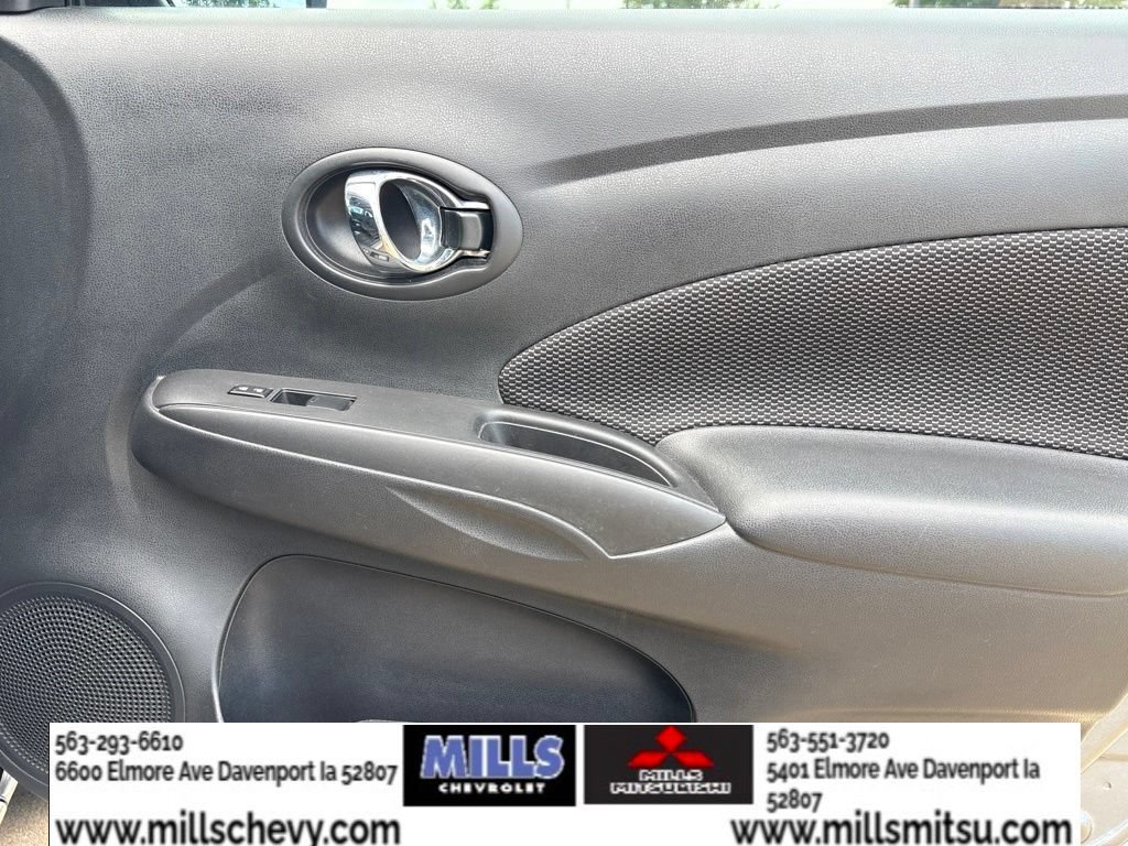 Used 2018 Nissan Versa SV FWD image 17
