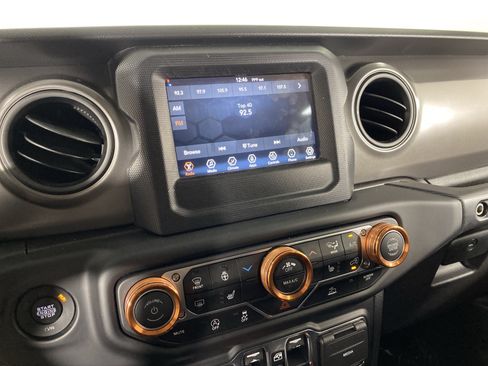 Used 2023 Jeep Wrangler Unlimited Sport AWD/4WD image 28