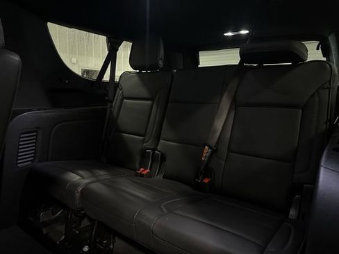 Used 2025 GMC Yukon XL Denali image 27