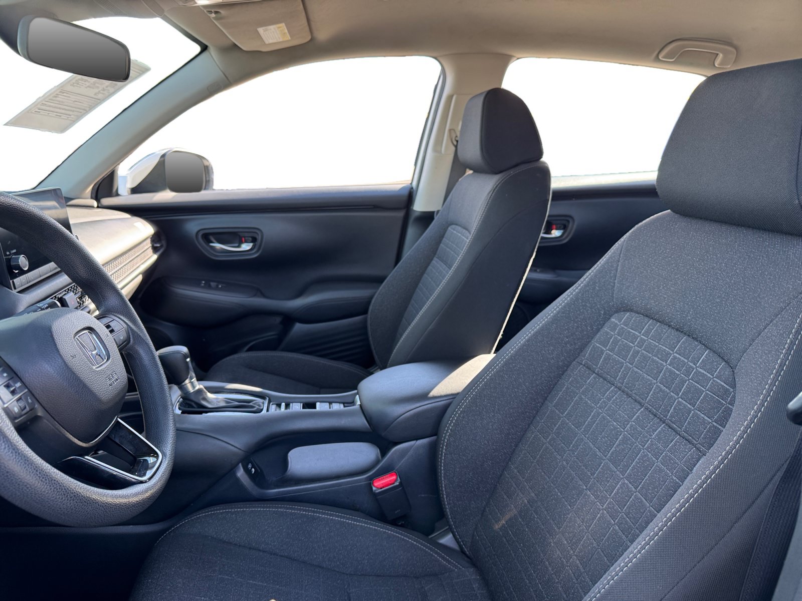 Used 2024 Honda HR-V LX image 9