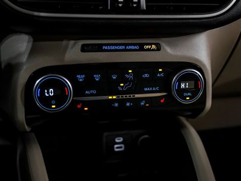 Used 2021 Ford Escape SEL image 22