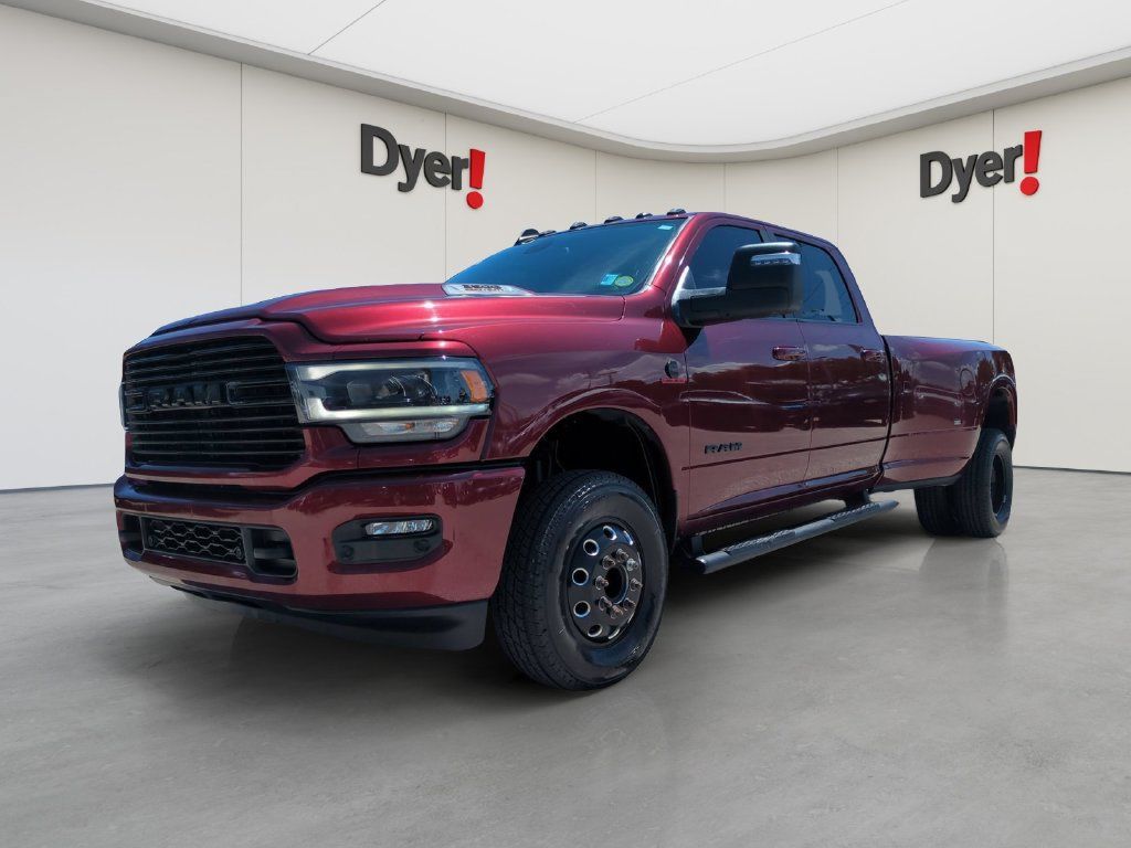Used 2023 RAM 3500 Laramie w/ Night Edition AWD/4WD image 7